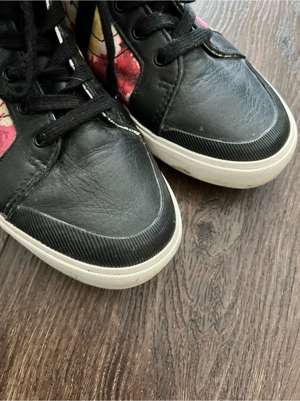 Hannah Stouffer X Vans Wellesley “Obsessive Combustion” women’s high top sneaker - Picture 6 of 8